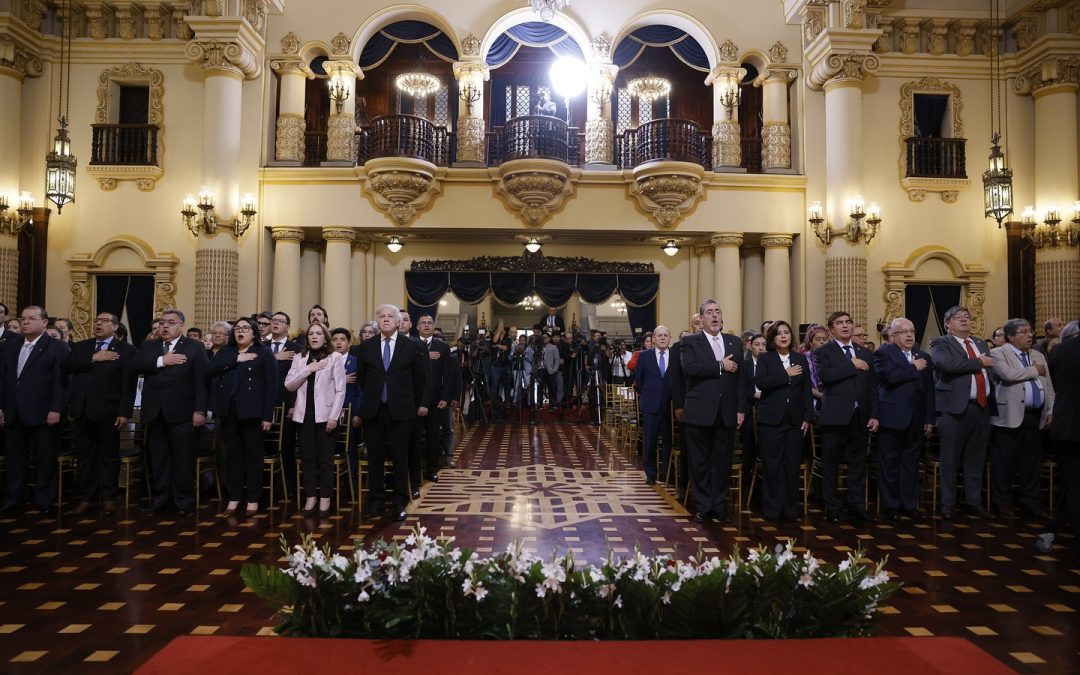 Seprem participó en la entrega de la Orden del Quetzal