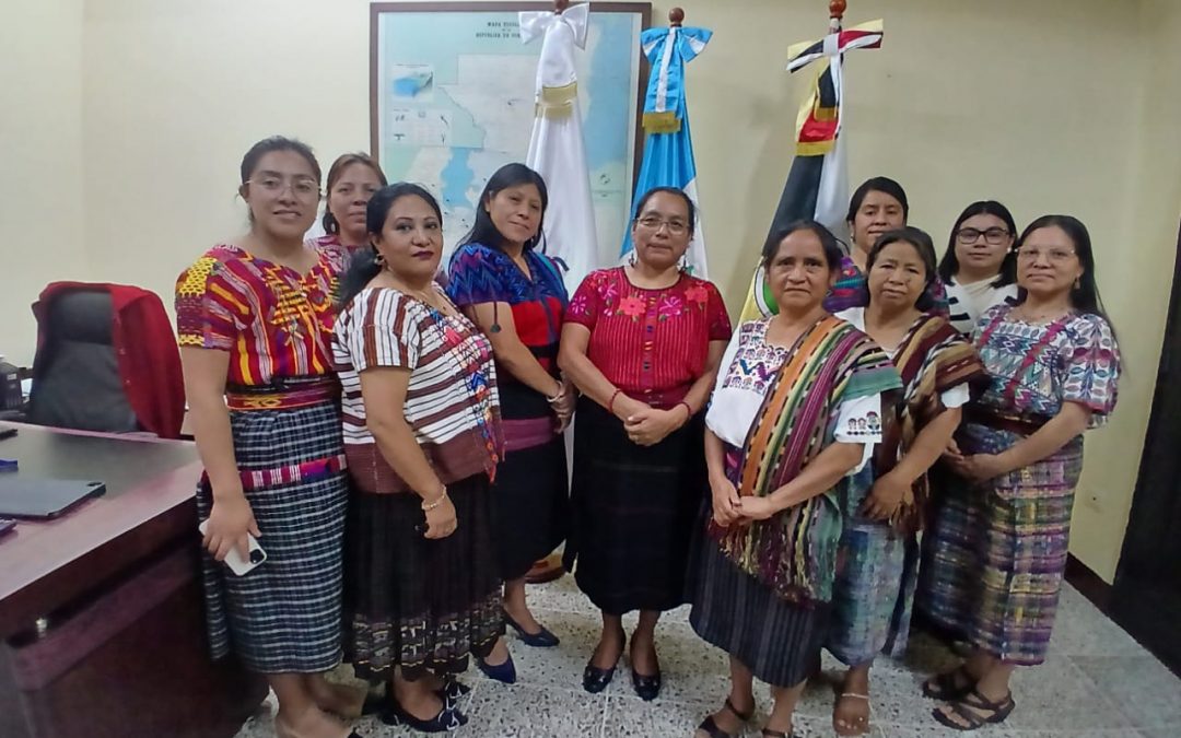 SEPREM sostiene reunión con diputada Sonia Gutiérrez y organizaciones de mujeres indígenas para aportar a la actualización de la PNPDIM